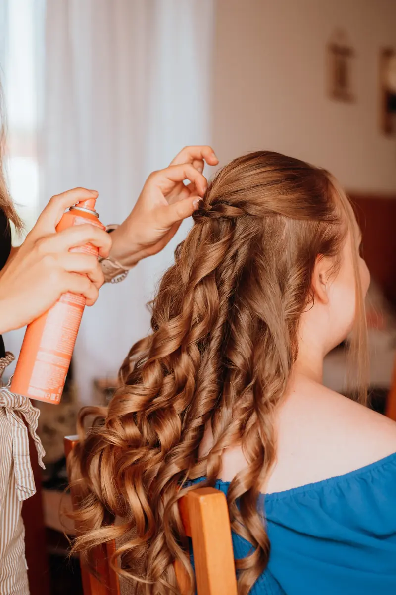 Přípravy nevěsty – úprava vlasů